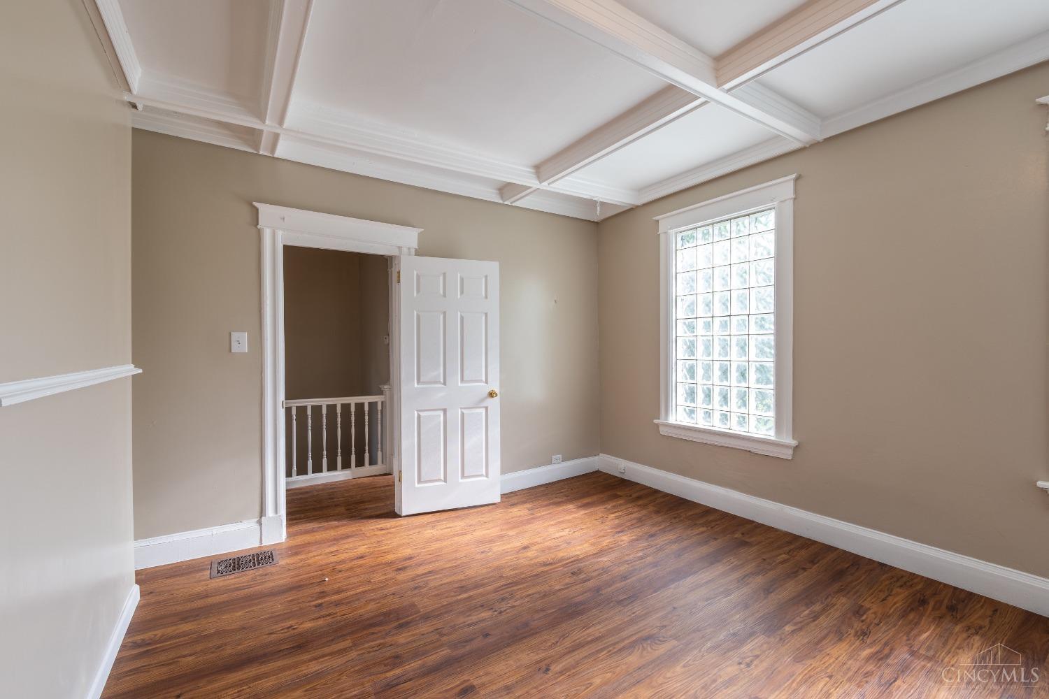 2215 Reading Road Cincinnati, OH 45219 - Photo 9 of 35 Gallery Image 9