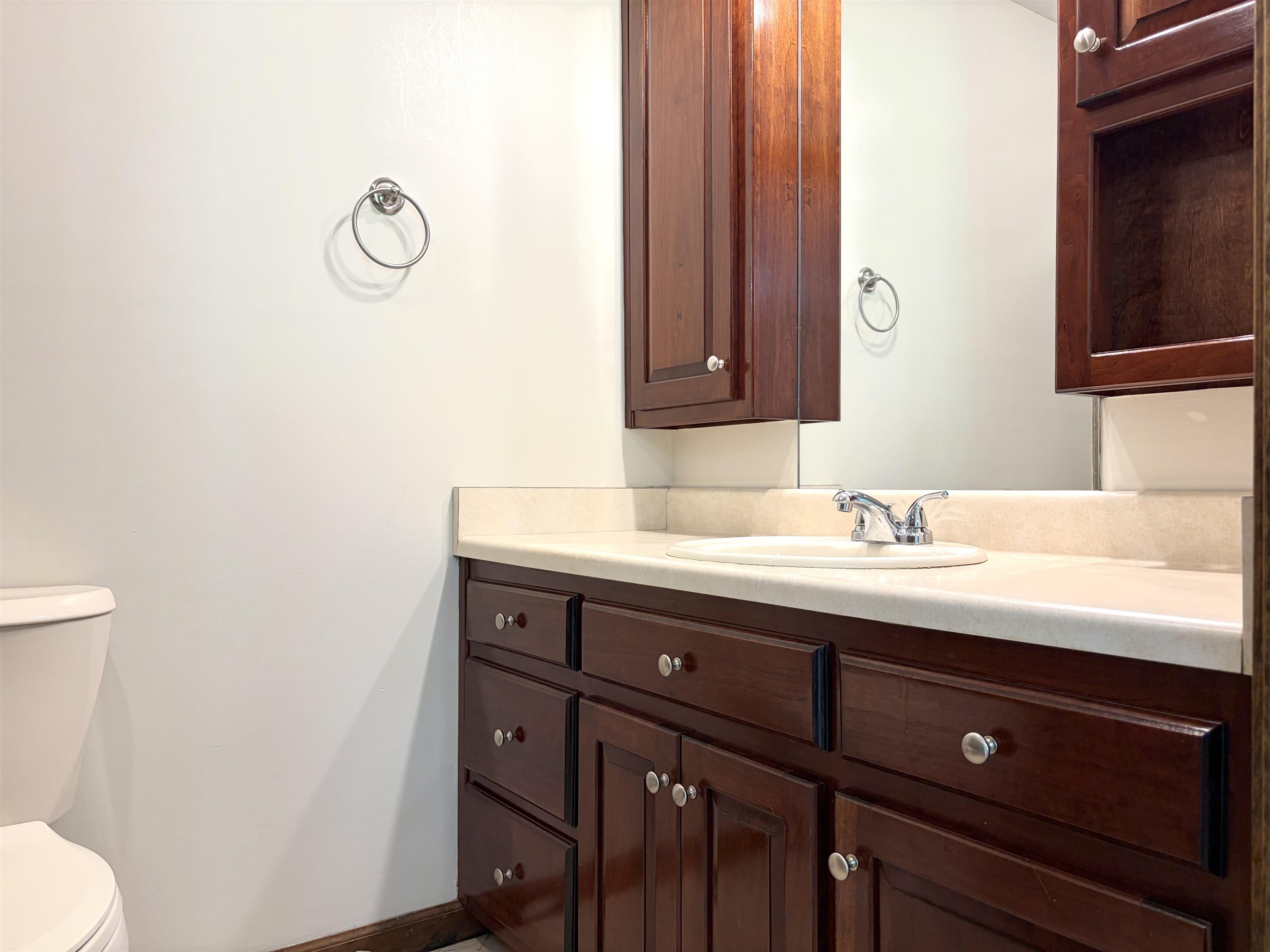 640 Red Bird Road Middleton, TN 38052 - Photo 12 of 30 Bathroom