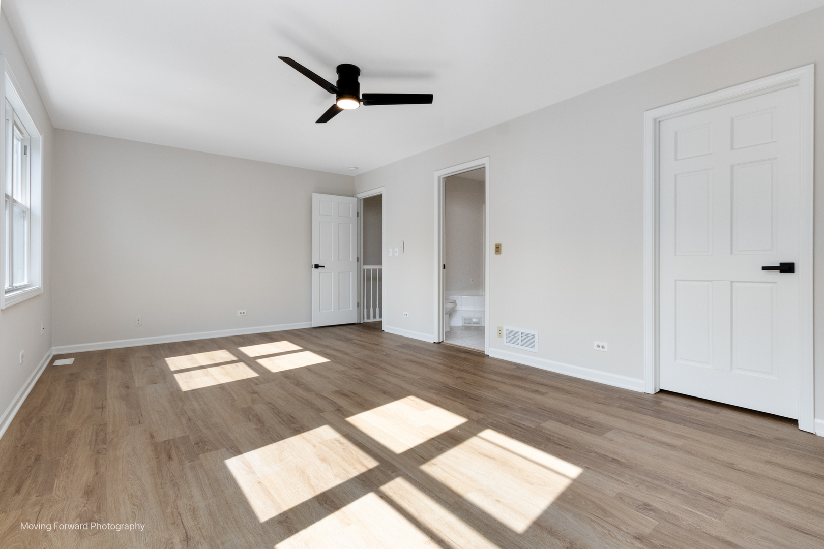 1020 Prairie View Court Naperville, IL 60563 - Photo 11 of 20 Gallery Image 11