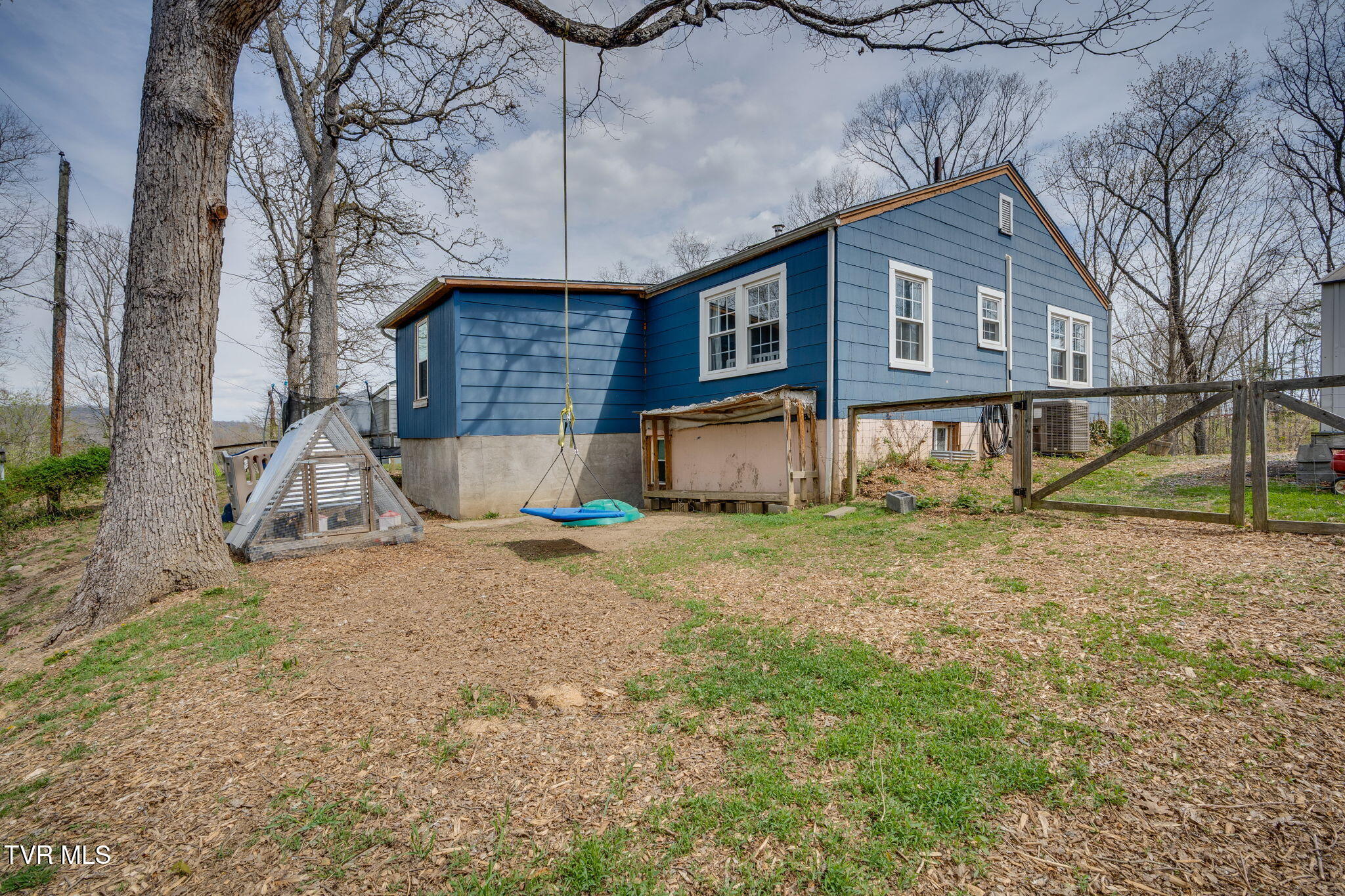 1632 Harold Hill Road Kingsport, TN 37660 - Photo 27 of 30 027