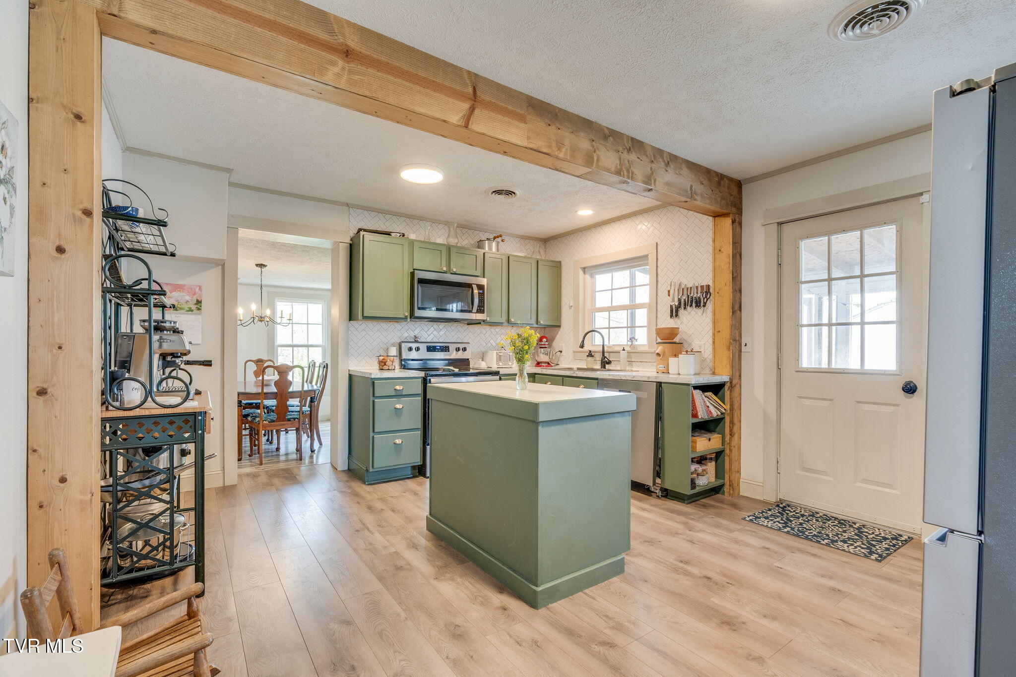 1632 Harold Hill Road Kingsport, TN 37660 - Photo 8 of 30 008