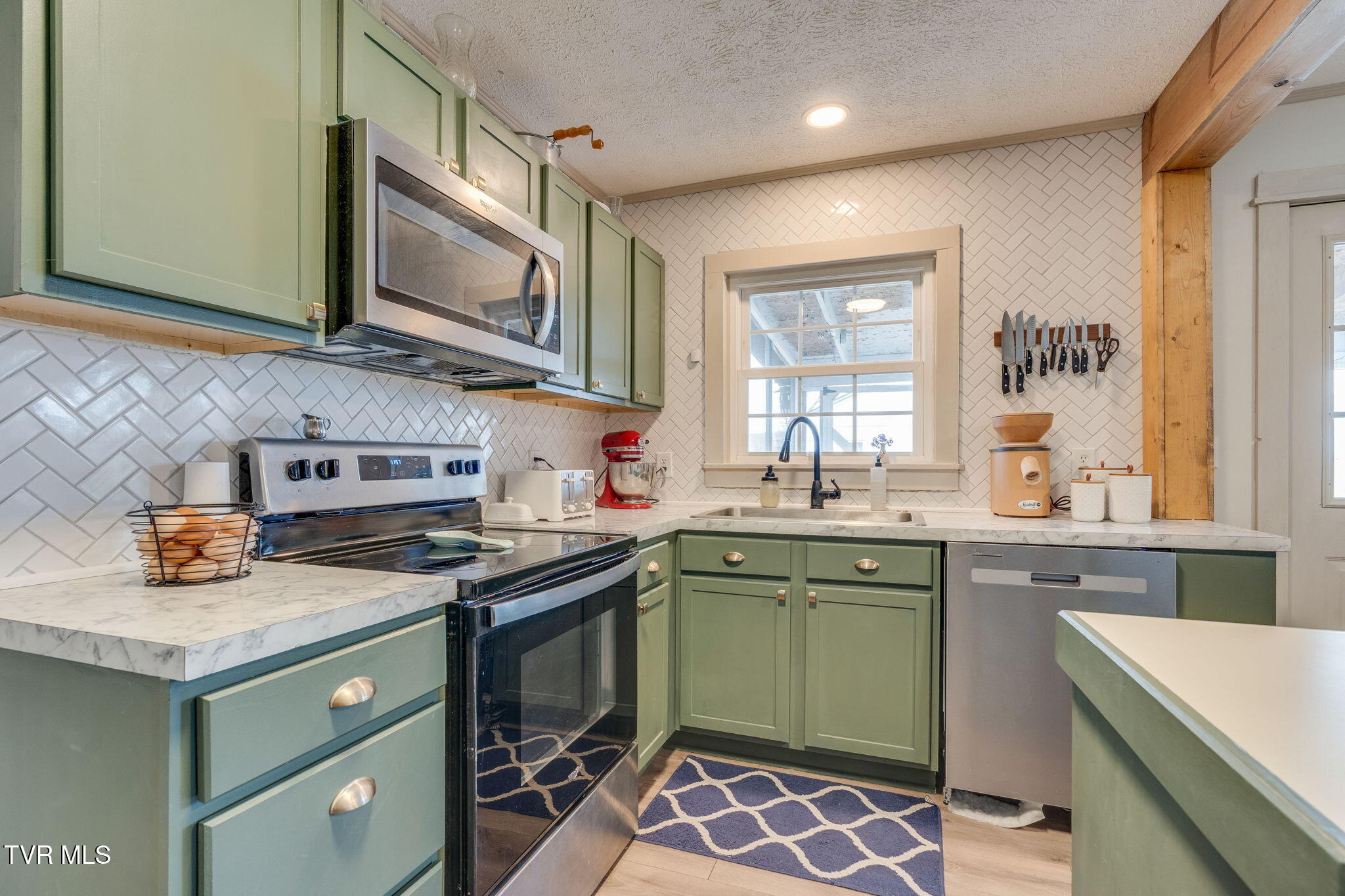 1632 Harold Hill Road Kingsport, TN 37660 - Photo 10 of 30 010