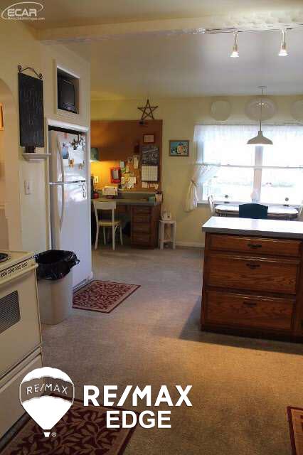 9265 Lapeer Road Davison, MI 48423 - Photo 13 of 51 20434149-13.JPG