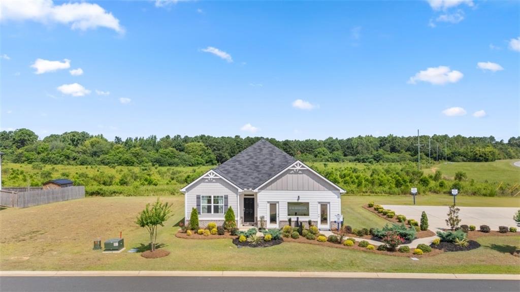 207 Cattle Drive Perry, GA 31069 - Photo 5 of 52 a view of a house with a big yard