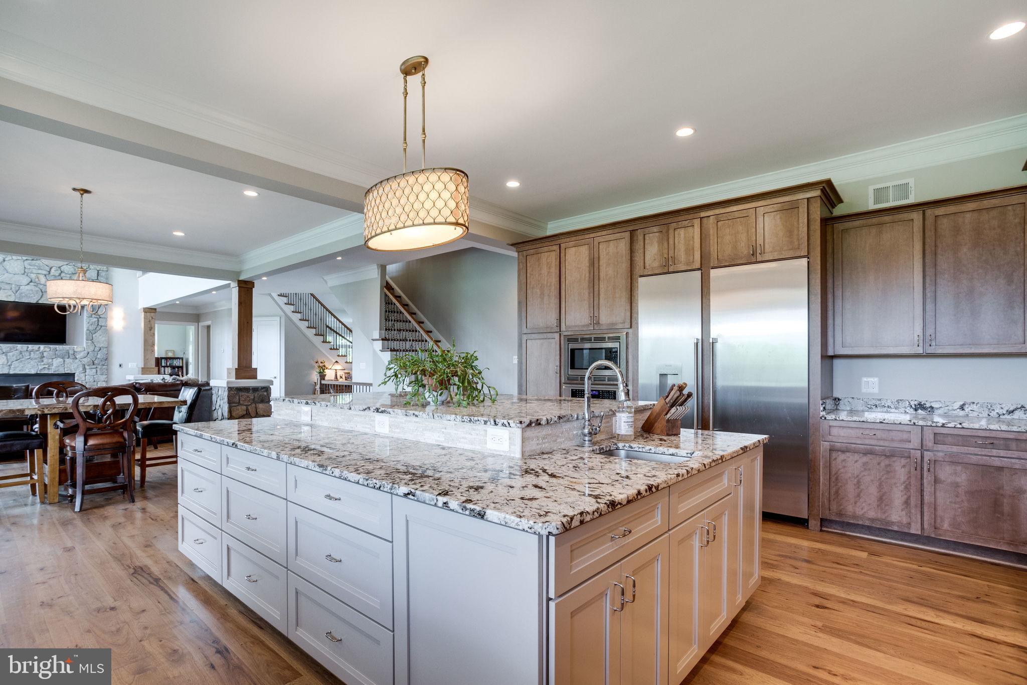 41820 Reservoir Road Leesburg, VA 20175 - Photo 42 of 131 Huge Island w/Bar Sink