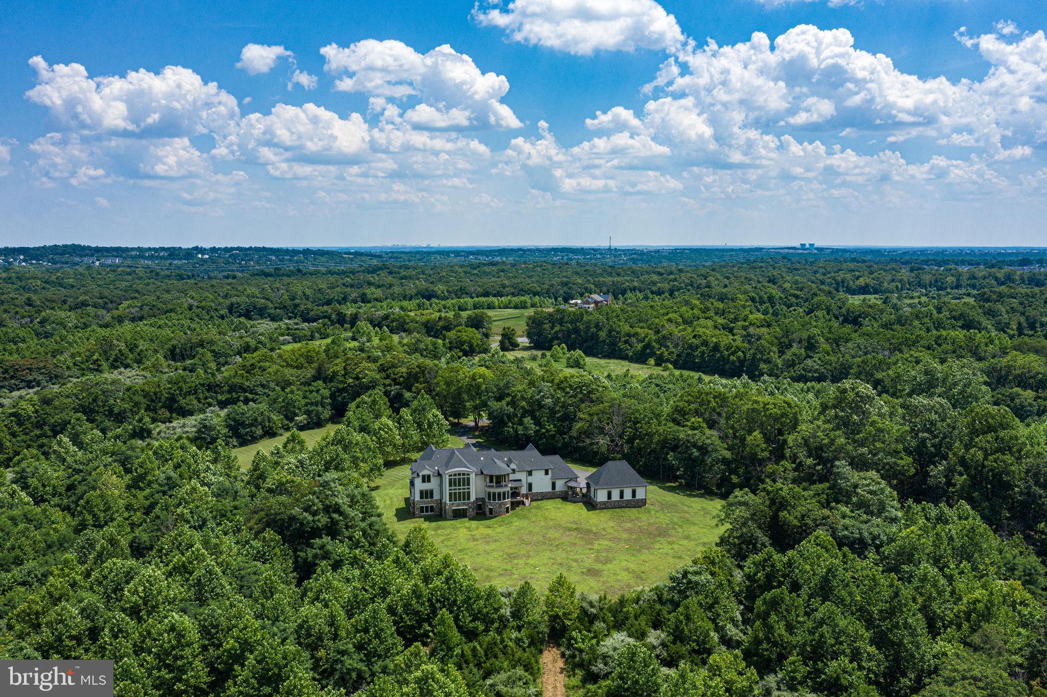 41820 Reservoir Road Leesburg, VA 20175 - Photo 9 of 131 Gallery Image 9