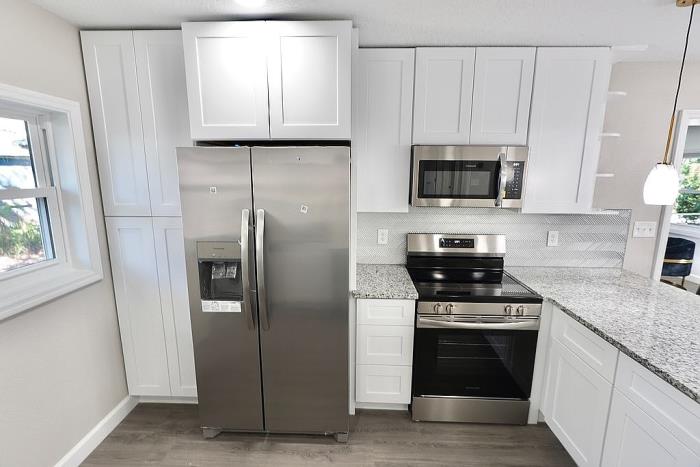 3675 Nicholas Circle South Jacksonville, FL 32207 - Photo 4 of 51