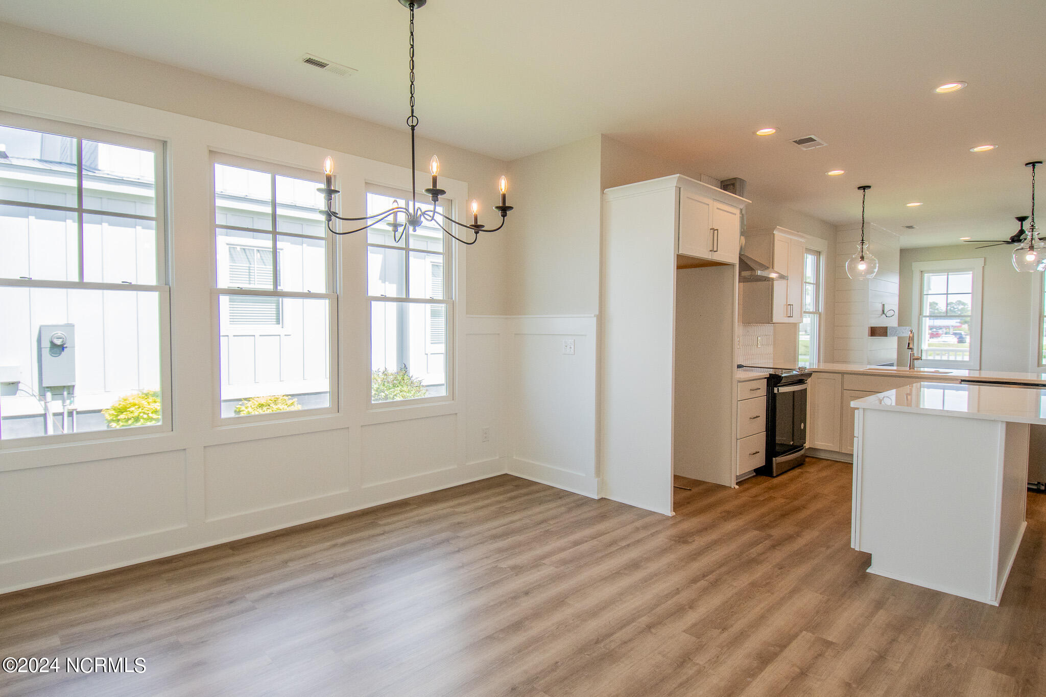 212 Ward Road Swansboro, NC 28584 - Photo 7 of 37 26