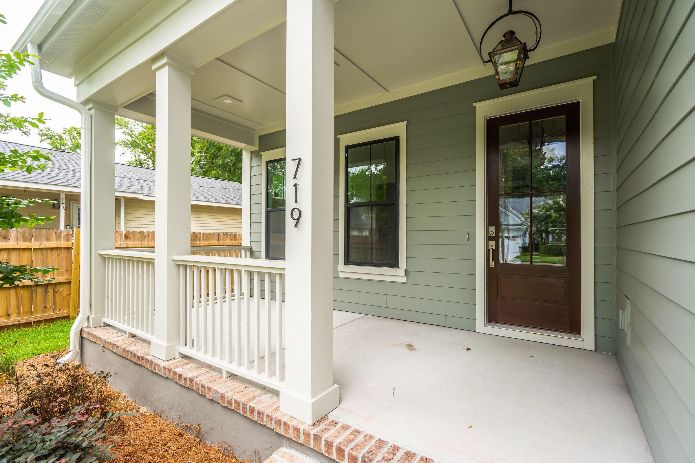 719 Eagle Street Mount Pleasant, SC 29464 - Photo 6 of 91