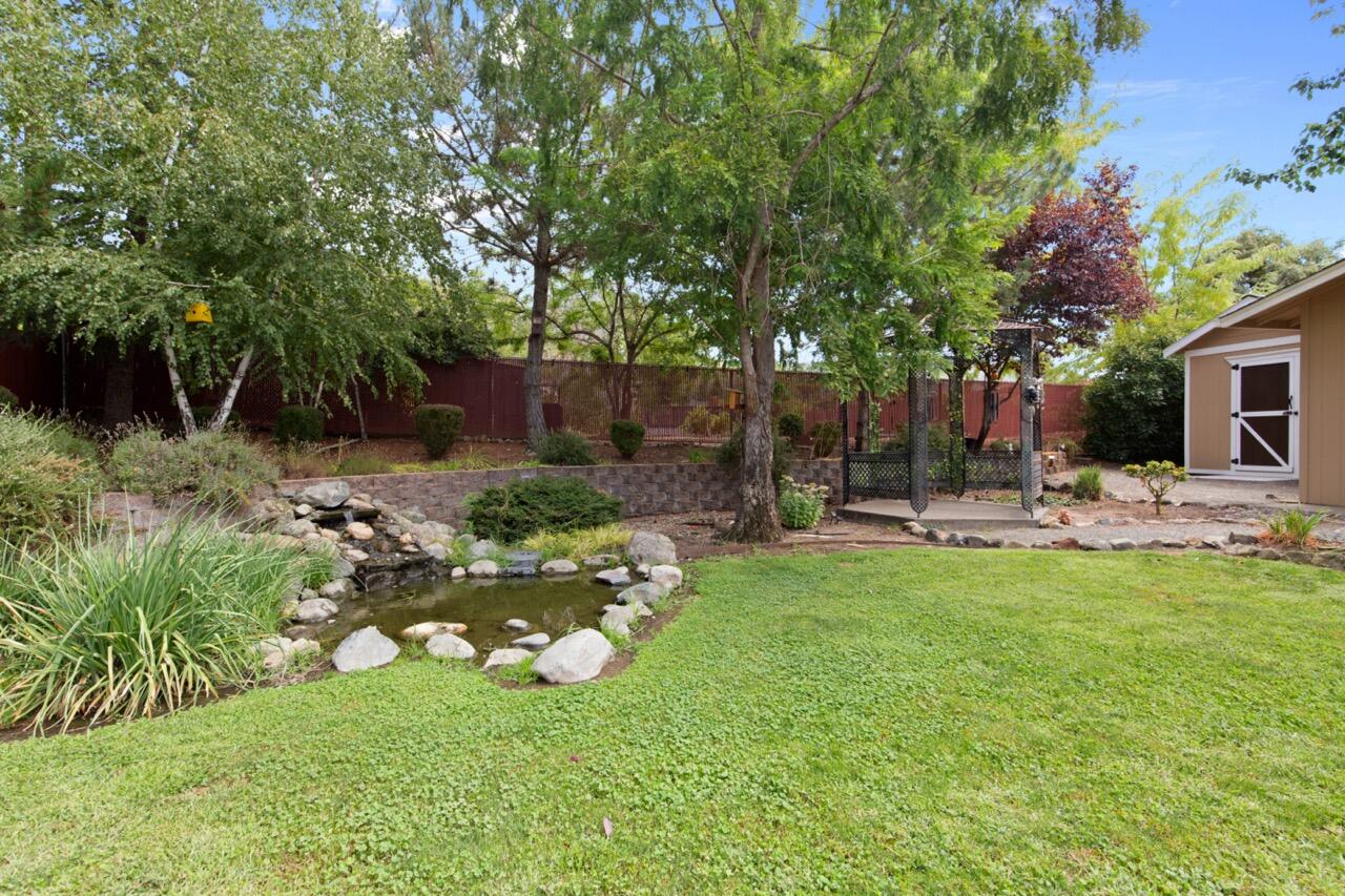 2243 Scoville Road Grants Pass, OR 97526 - Photo 35 of 40