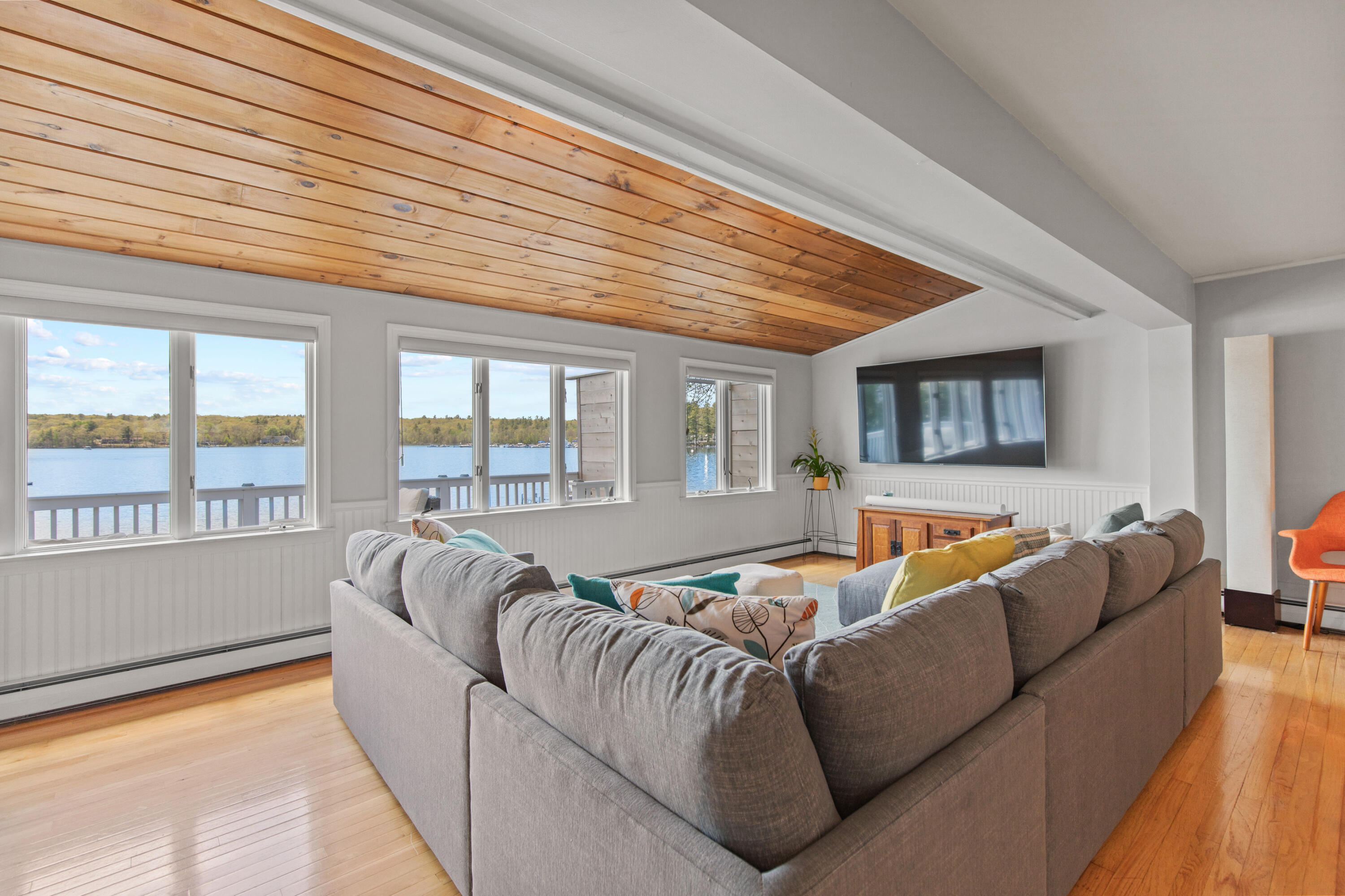 17 Indian Cove Road Windham, ME 04062 - Photo 13 of 66 Living Room Seating Area
