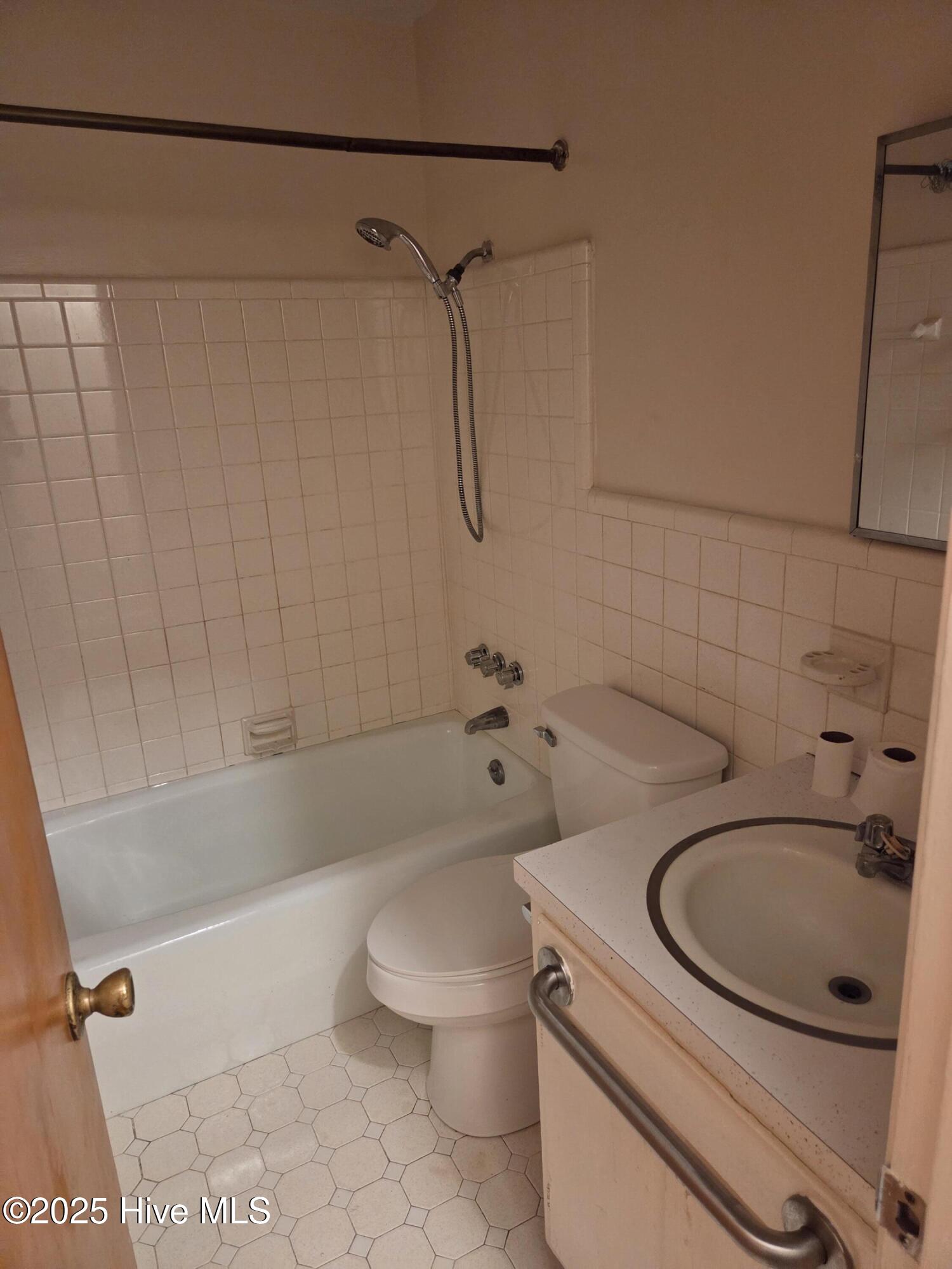275 Sand Hill Road Dover, NC 28526 - Photo 11 of 20 Full Bath