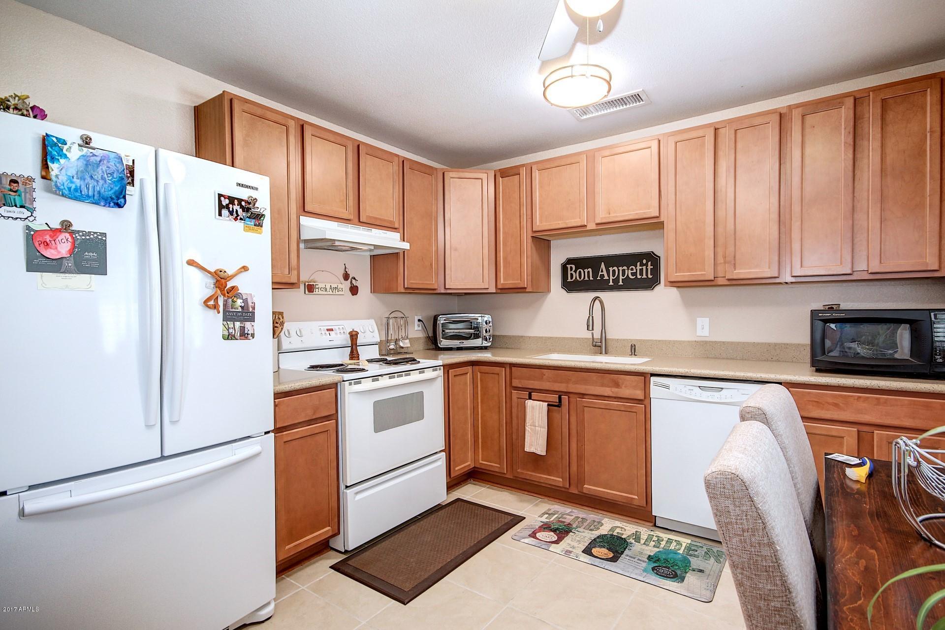 3729 West Charter Oak Road Phoenix, AZ 85029 - Photo 7 of 18 0007-Charter (7)