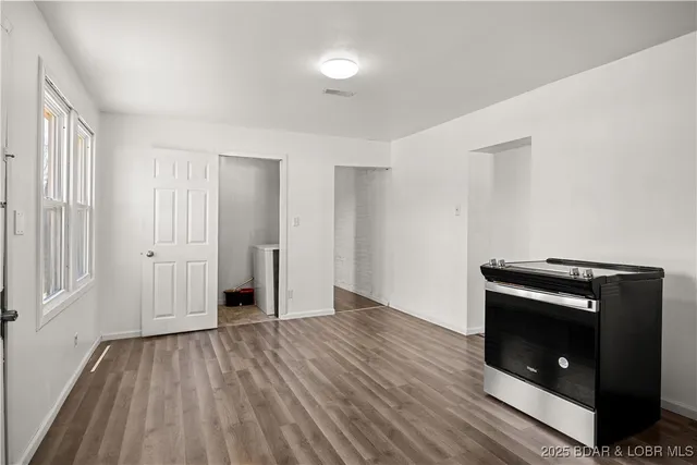 $124,900 | 230 North Moreau Avenue, Tipton, MO 65081