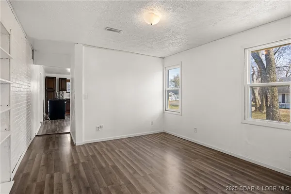 $119,000 | 230 North Moreau Avenue, Tipton, MO 65081