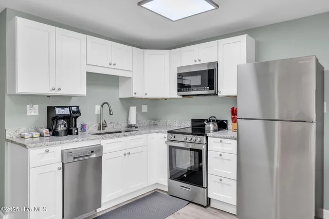 $1,495,000 | 1115 North Shore Drive, Surf City, NC 28445