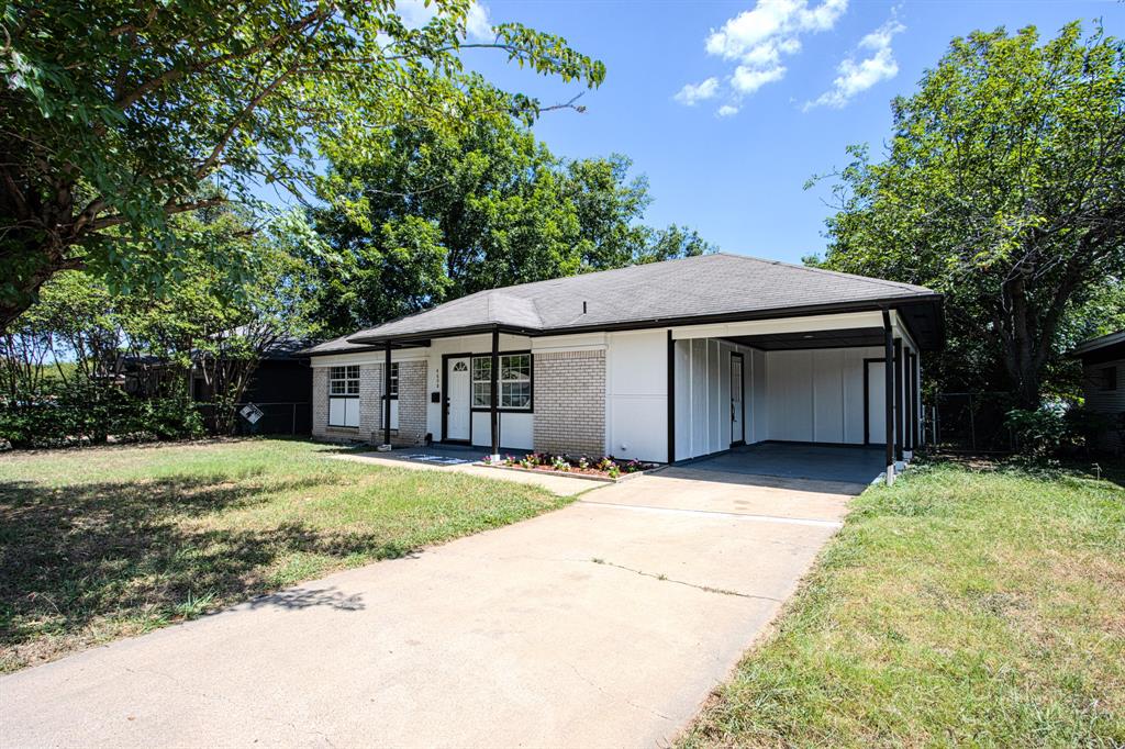 4608 Reed Street Fort Worth, TX 76119 - Photo 3 of 40 Gallery Image 3