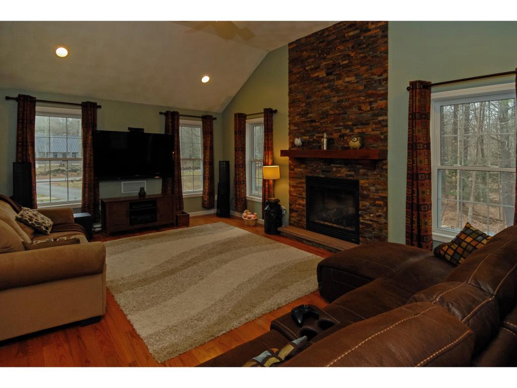 186 Grant Road Newmarket, NH 03857 - Photo 12 of 31 Gallery Image 12