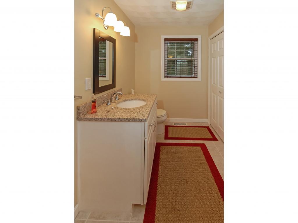 186 Grant Road Newmarket, NH 03857 - Photo 15 of 31 Gallery Image 15