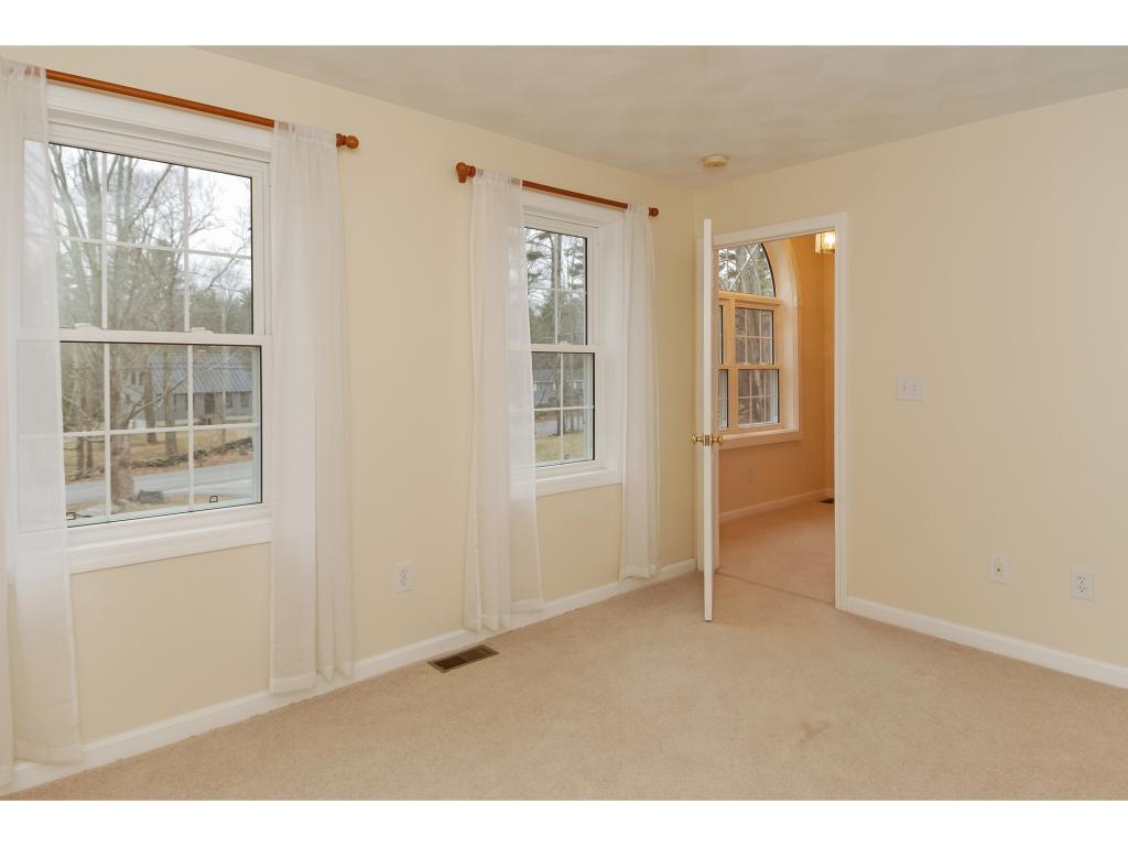 186 Grant Road Newmarket, NH 03857 - Photo 24 of 31 Gallery Image 24