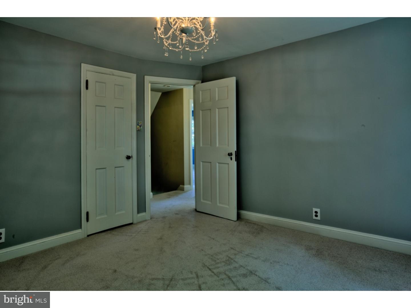 303 Shelbourne Road Havertown, PA 19083 - Photo 13 of 17