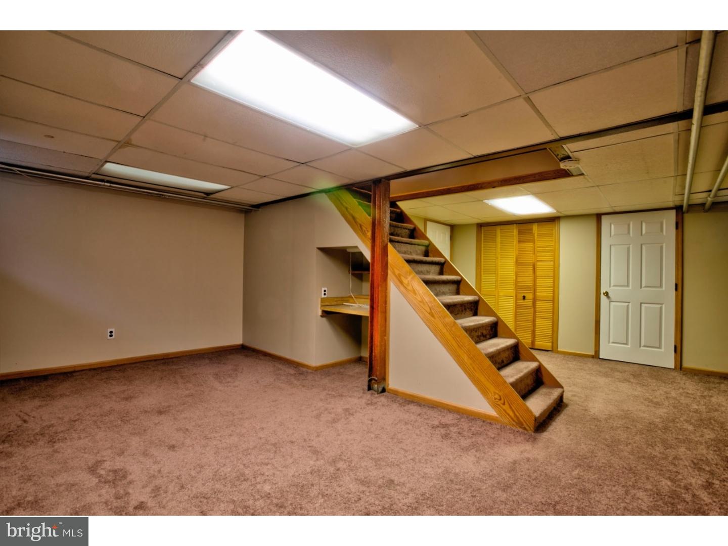 303 Shelbourne Road Havertown, PA 19083 - Photo 16 of 17