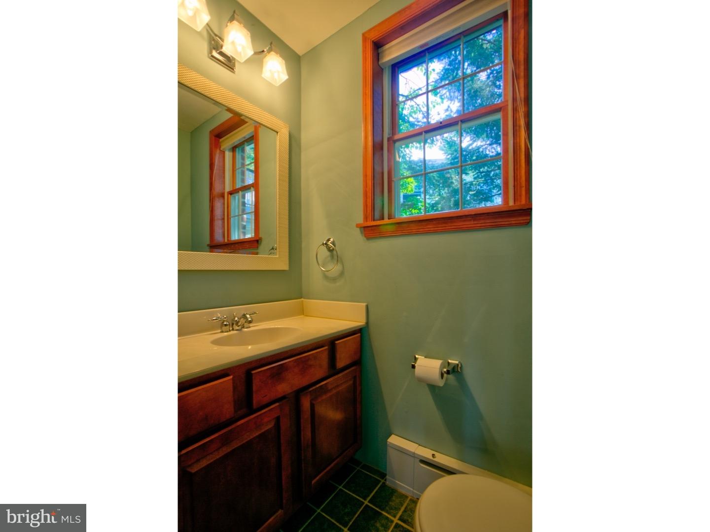 303 Shelbourne Road Havertown, PA 19083 - Photo 17 of 17