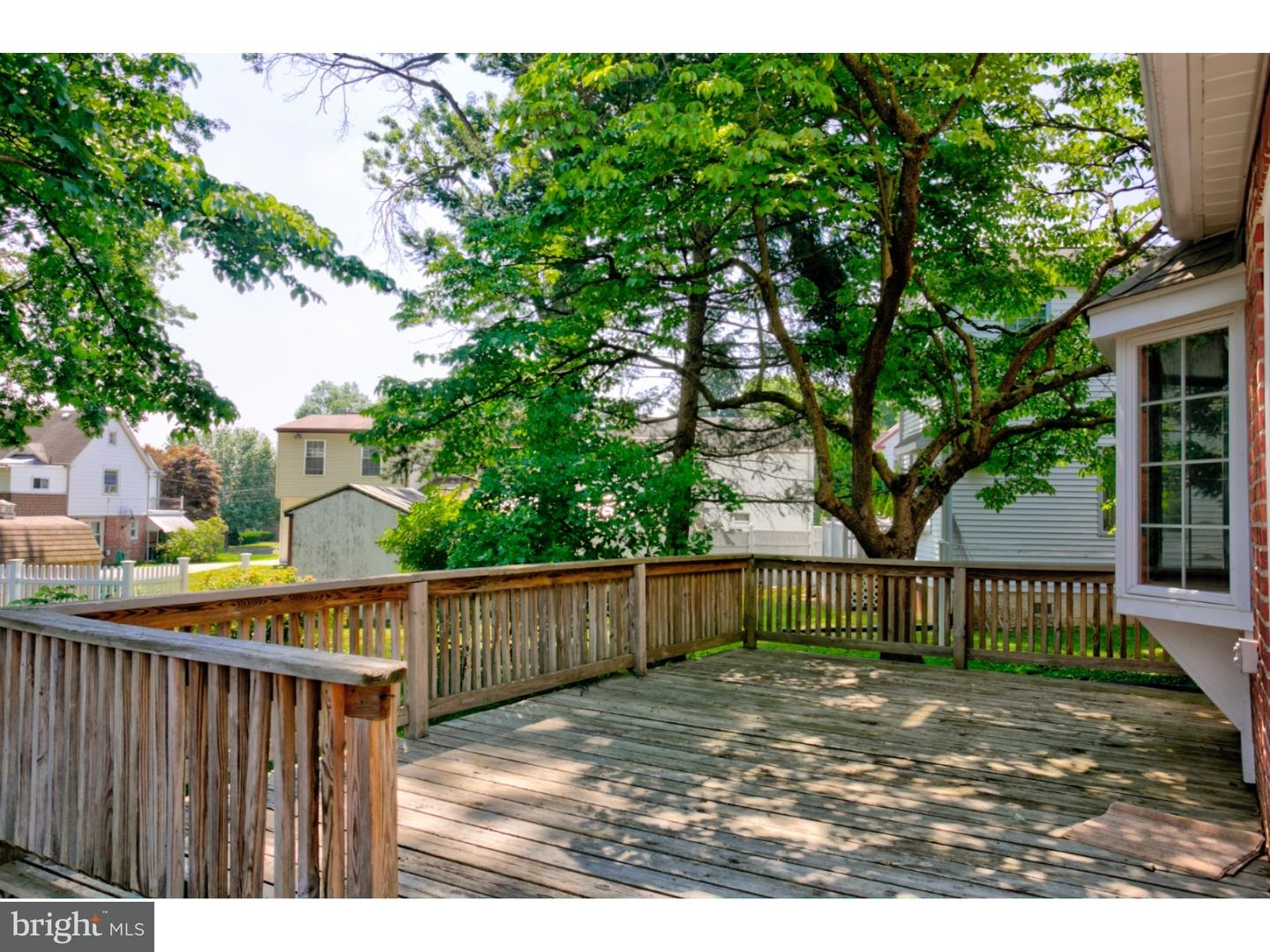 303 Shelbourne Road Havertown, PA 19083 - Photo 8 of 17