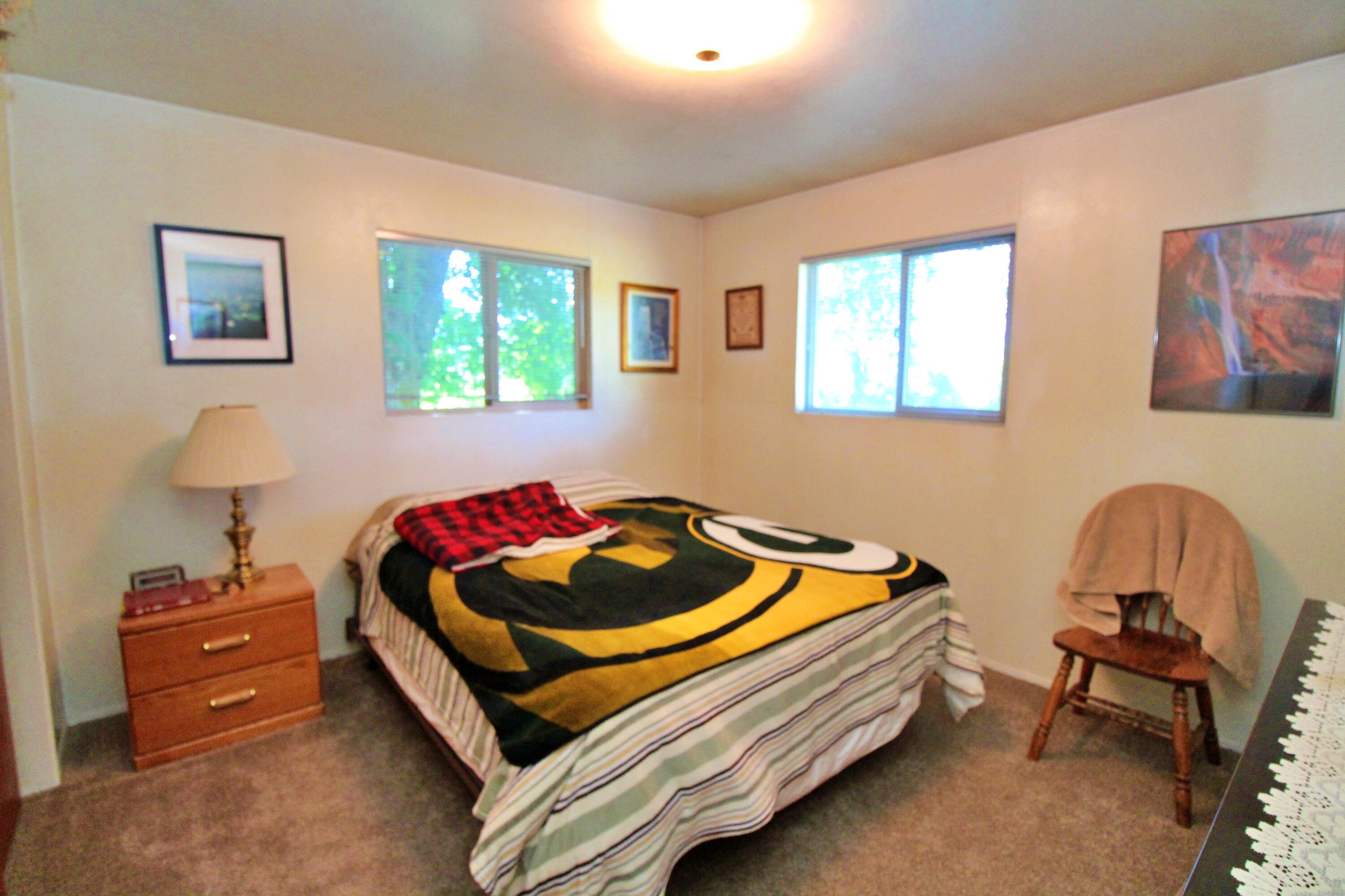 4888 Jerome Prairie Road Grants Pass, OR 97527 - Photo 13 of 35 Bedroom #1