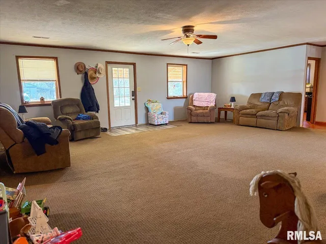 $225,000 | 24 Fox Trott Lane, Golconda, IL 62938