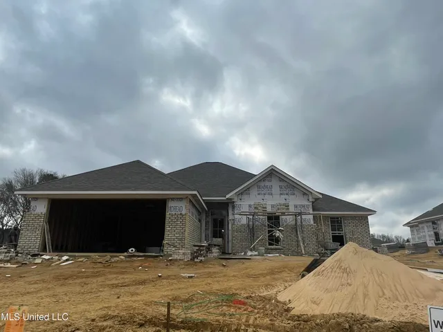 $306,900 | 533 Patrick Farms Drive, Pearl, MS 39208