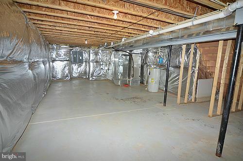 4828 Ridge Road Baltimore, MD 21237 - Photo 21 of 26 Lower level