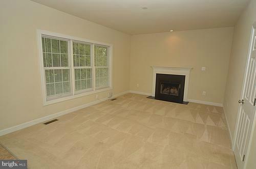 4828 Ridge Road Baltimore, MD 21237 - Photo 7 of 26 Family Room