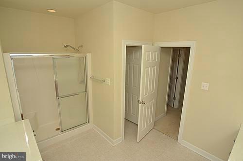 4828 Ridge Road Baltimore, MD 21237 - Photo 10 of 26 Bath (Master)