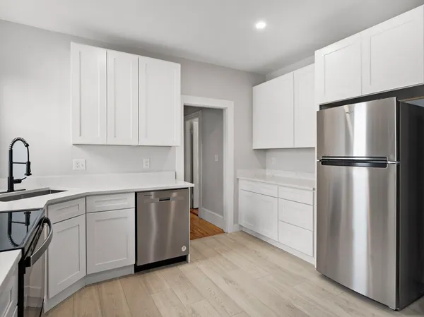 $3,200 | 149 Mountain Avenue, Unit 2, Revere, MA 02151