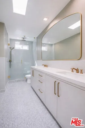 $15,250 | 161 North Hamel Drive, Beverly Hills, CA 90211