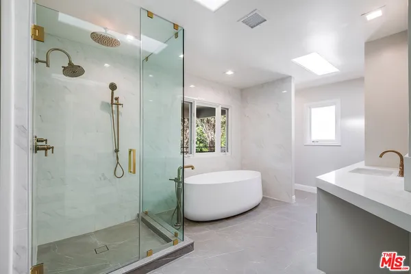 $15,250 | 161 North Hamel Drive, Beverly Hills, CA 90211