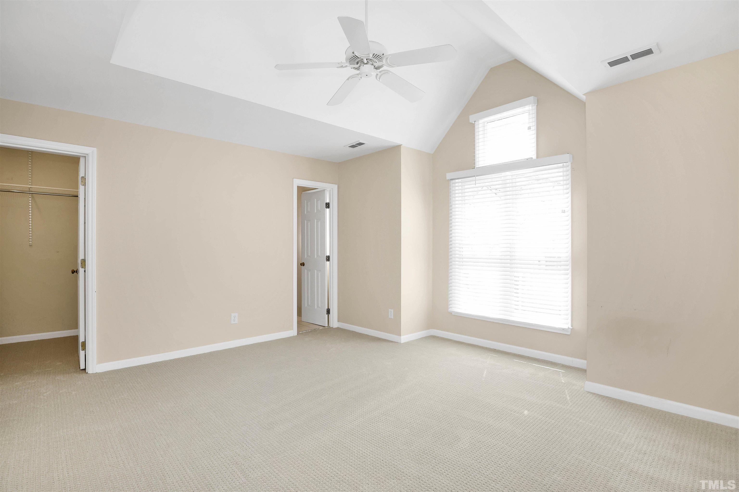 1054 Washington Street, Unit 101 Raleigh, NC 27605 - Photo 16 of 36