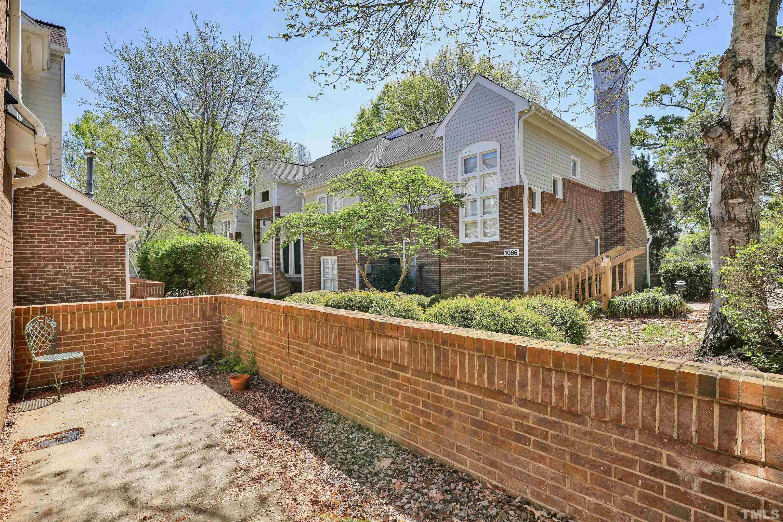 1054 Washington Street, Unit 101 Raleigh, NC 27605 - Photo 22 of 36