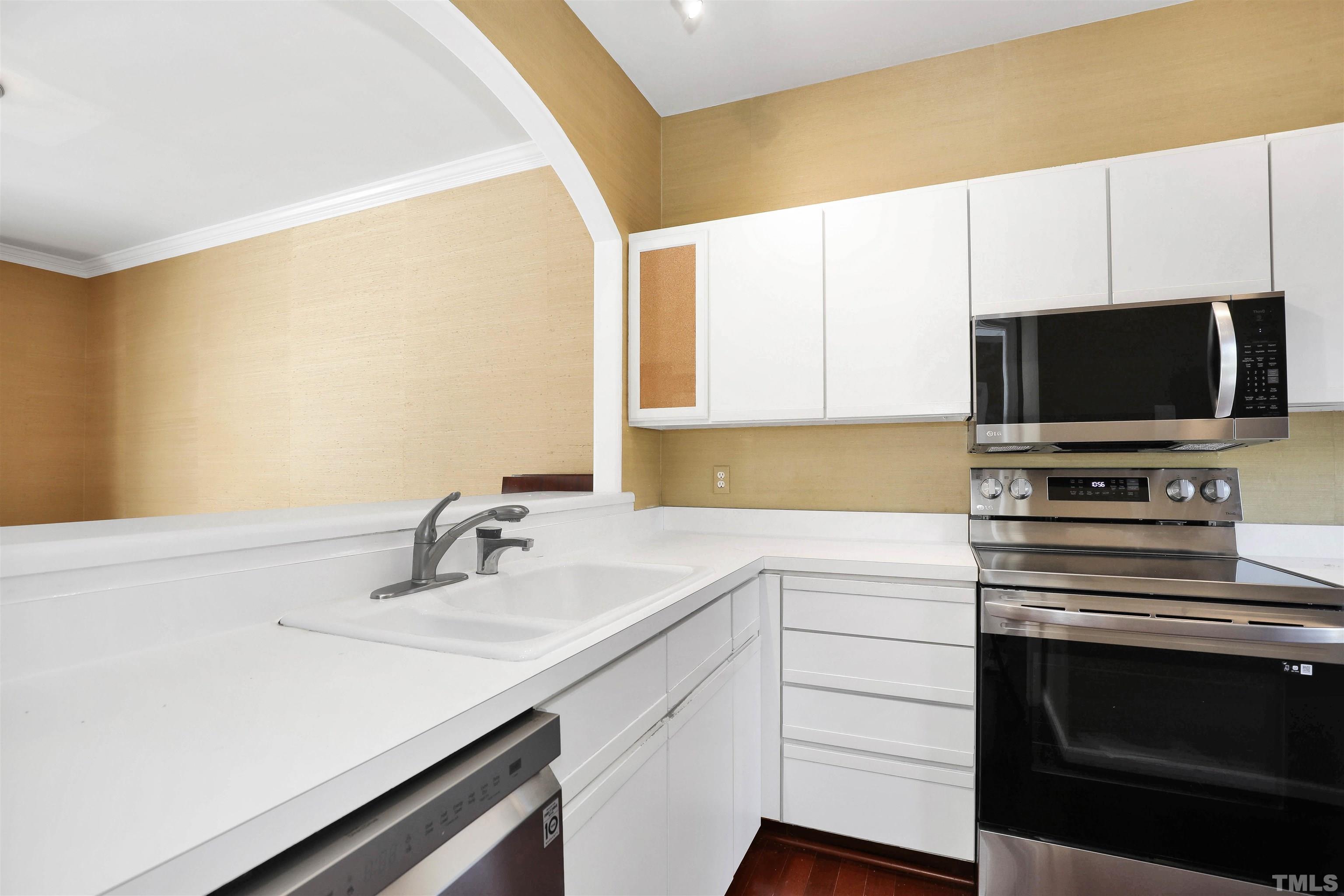 1054 Washington Street, Unit 101 Raleigh, NC 27605 - Photo 6 of 36