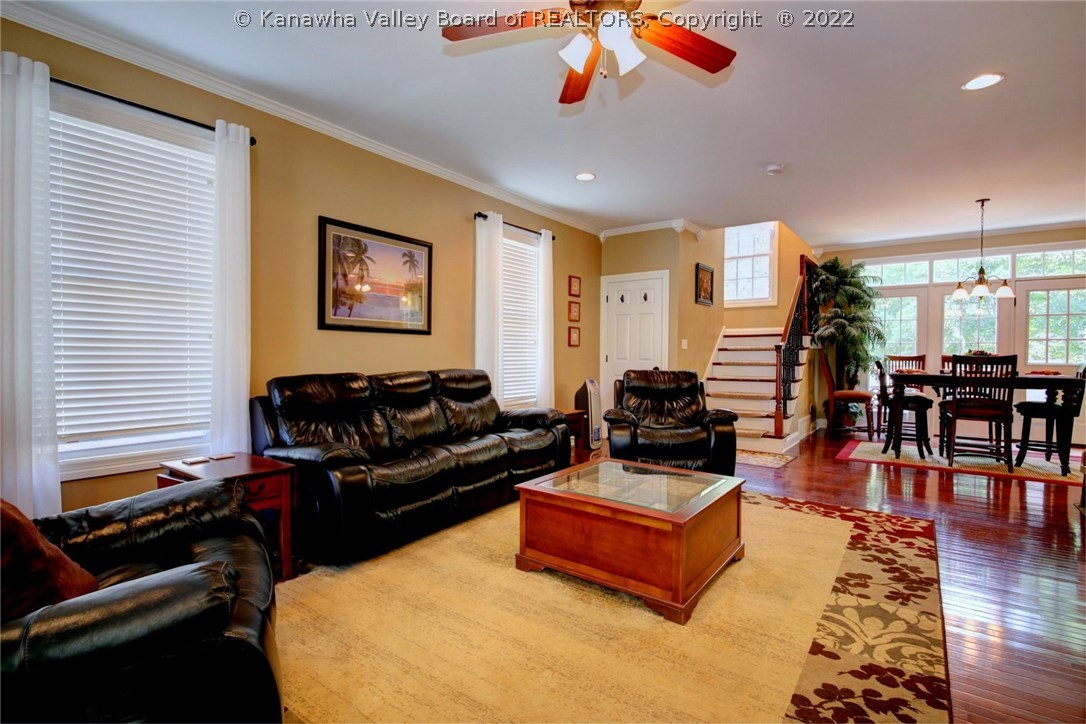 916 Suncrest Road Charleston, WV 25303 - Photo 6 of 30 Gallery Image 6