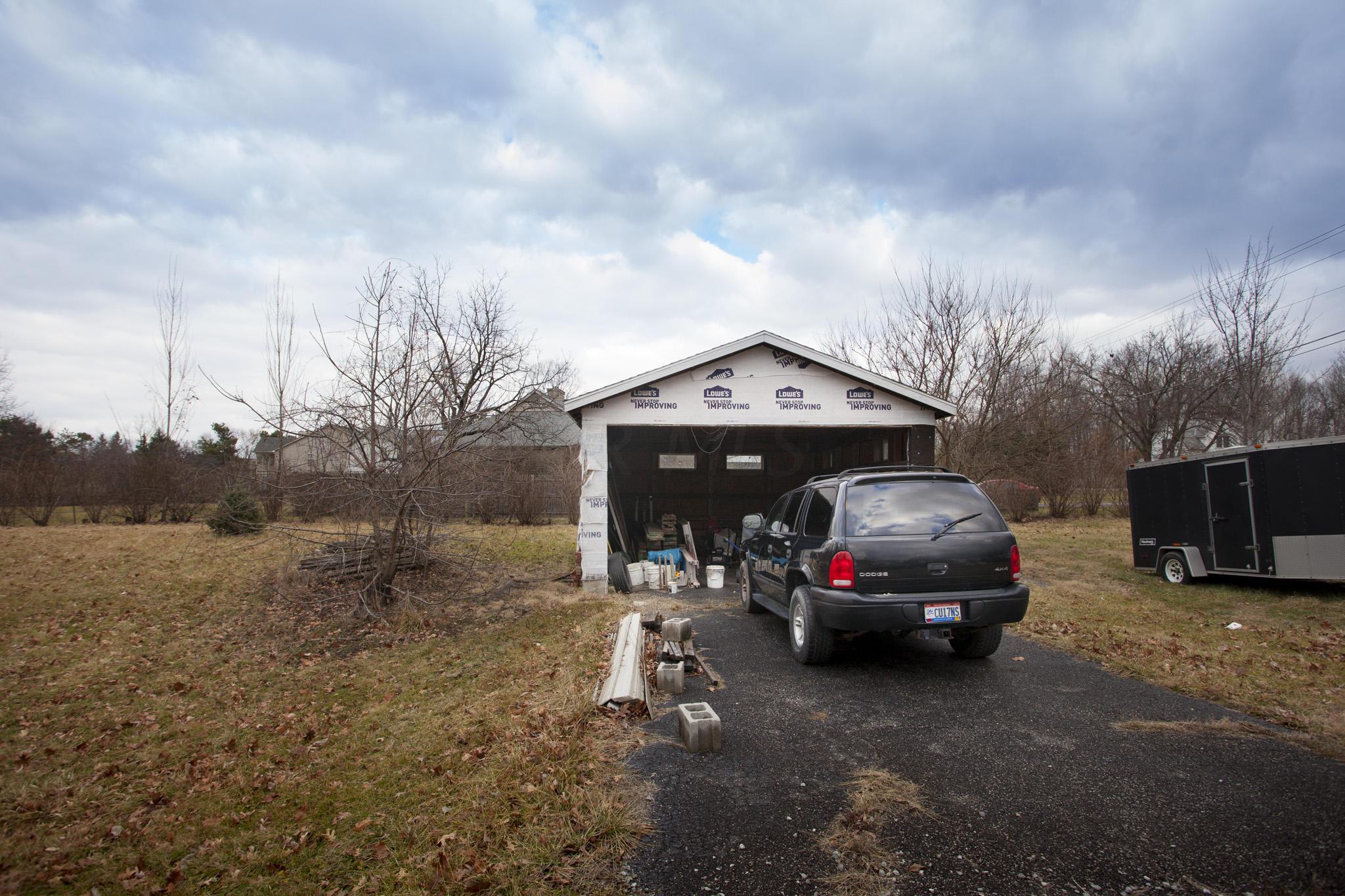 8221 Flint Road Columbus, OH 43235 - Photo 4 of 15