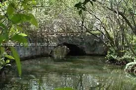 $2,100 | 2345 Northeast 135th Street, Unit 307, North Miami, FL 33181