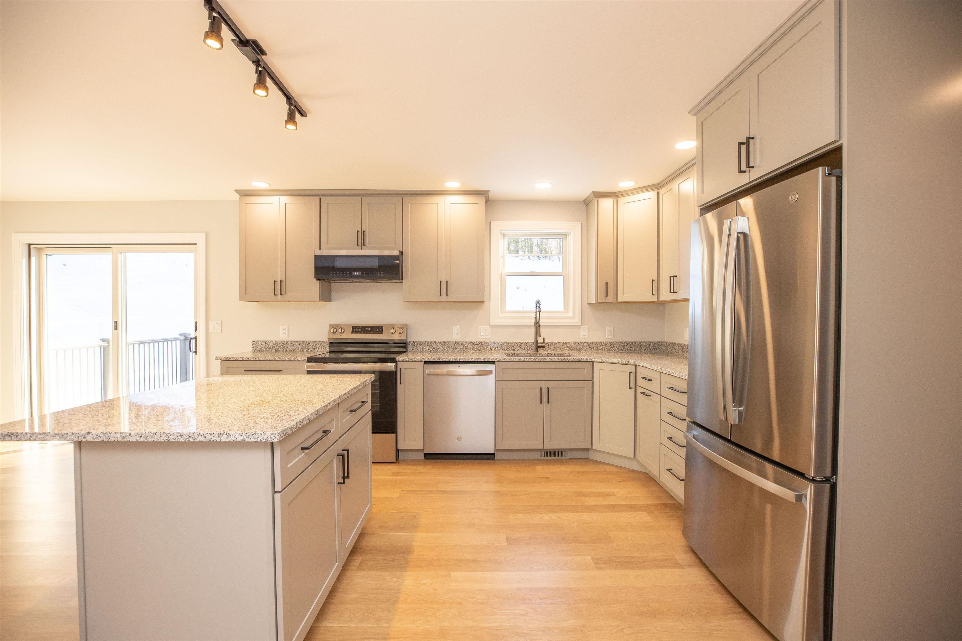 448 Old Bennington Road Greenfield, NH 03047 - Photo 12 of 35 Gallery Image 12