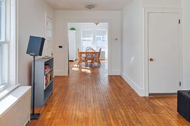 $379,000 | 1668 Hartford Avenue, Hartford, VT 05001