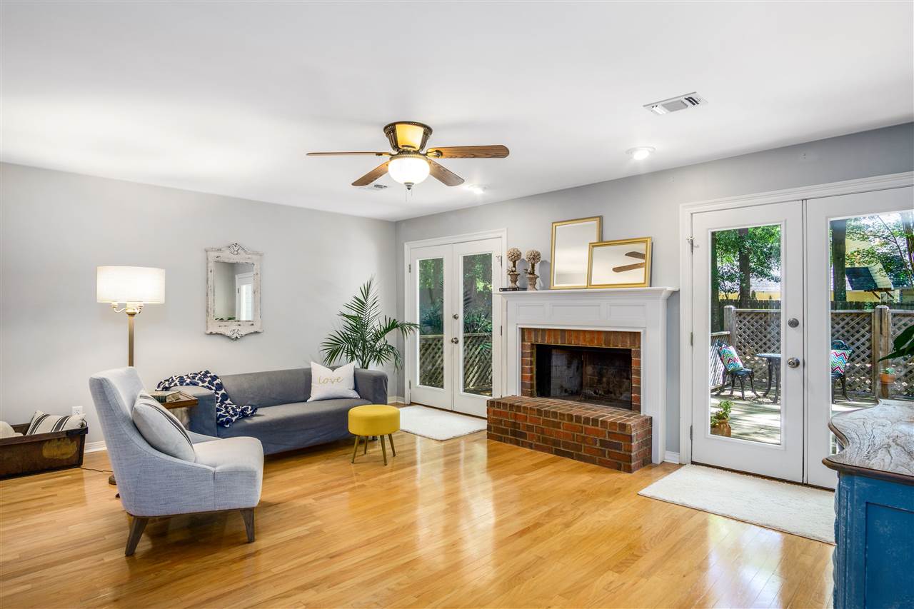 596 Bon Secour Avenue Fairhope, AL 36532 - Photo 5 of 32