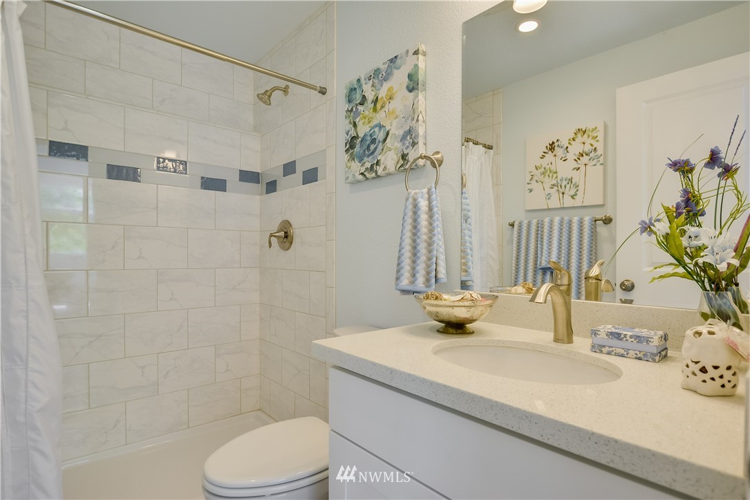 2129 234th Place Southeast Bothell, WA 98021 - Photo 13 of 22