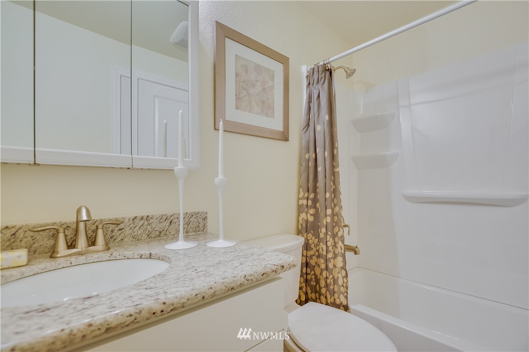 2129 234th Place Southeast Bothell, WA 98021 - Photo 18 of 22