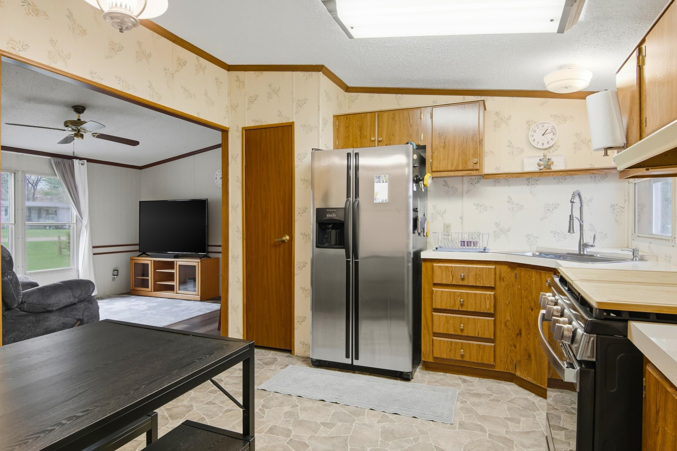 206 Autumn Road Cadillac, MI 49601 - Photo 6 of 18