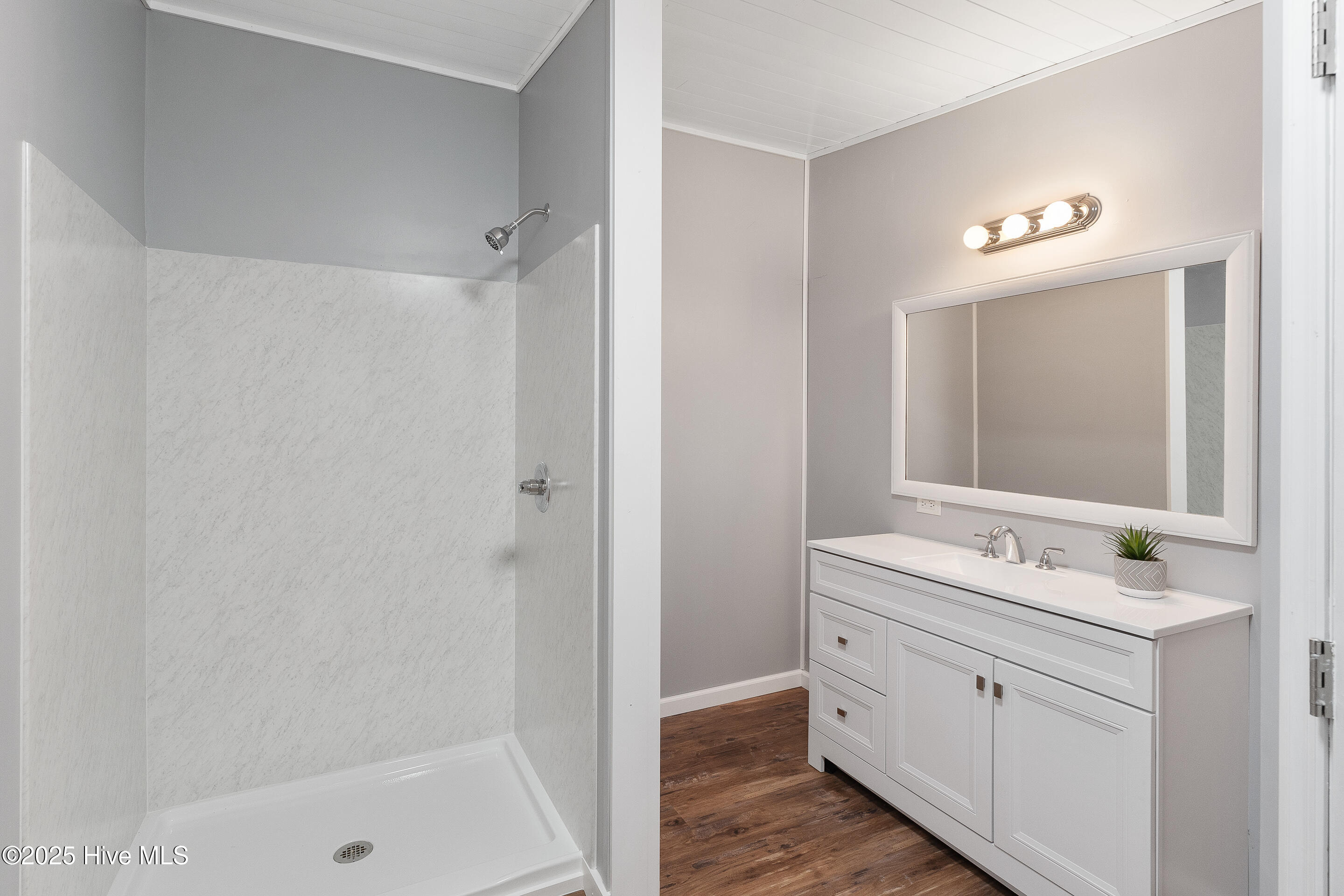 111 Cole Drive Hampstead, NC 28443 - Photo 13 of 26 111 Cole Dr MLS-24